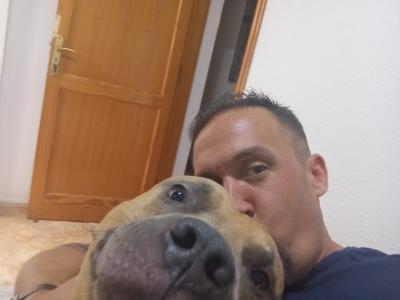 614826291: Chico busca chica en Las Palmas