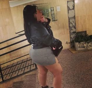 643479341: Chica busca chico en Cáceres