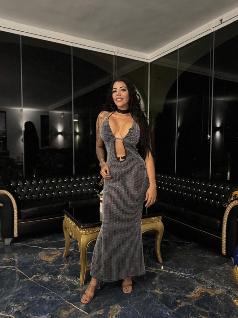 697624169: Chica busca chico en Málaga