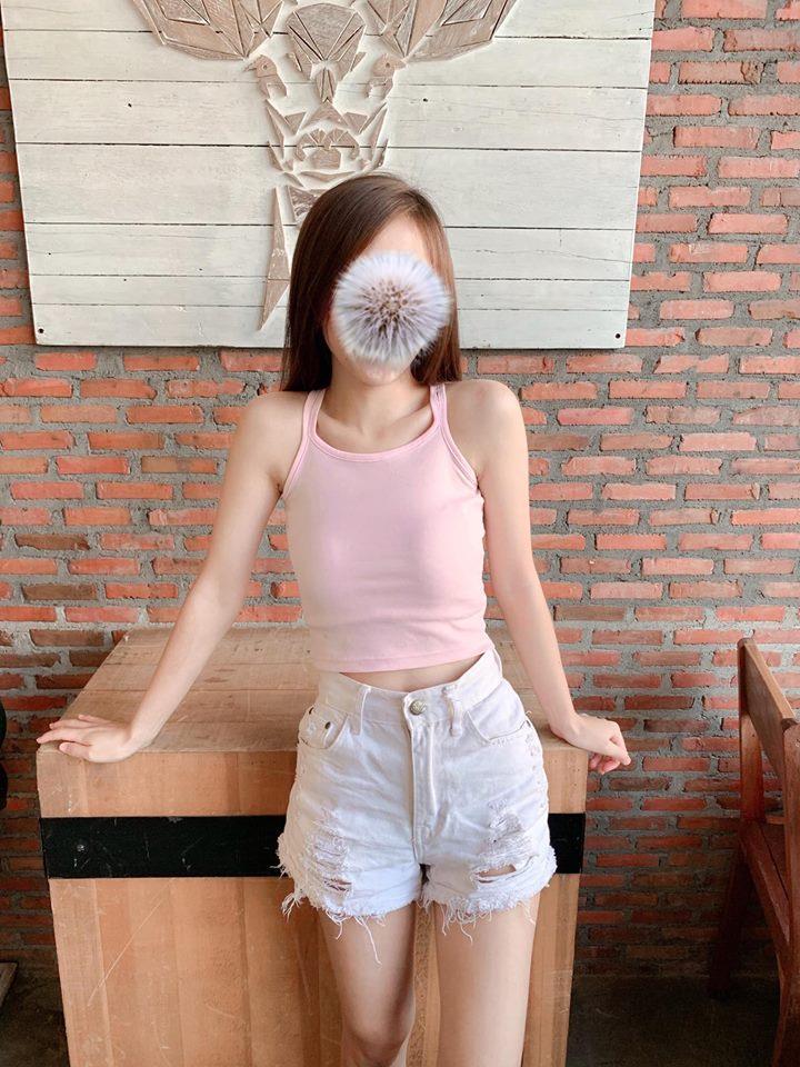 631885757: Chica busca chico en Barcelona