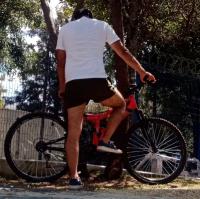 606308500: Chico busca chica en La Coruña