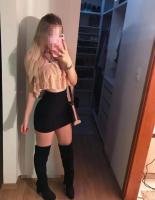 684763168: Chica busca chico en Sevilla
