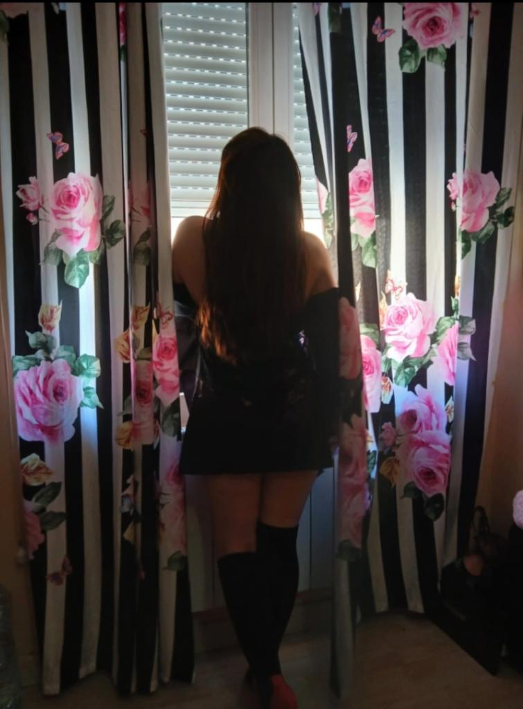 604228436: Chica busca chico en Soria