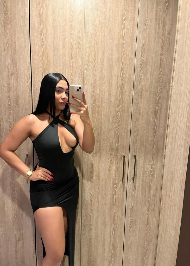 672847047: Chica busca chico en Málaga