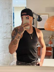 614772935: Chico busca chica en Murcia