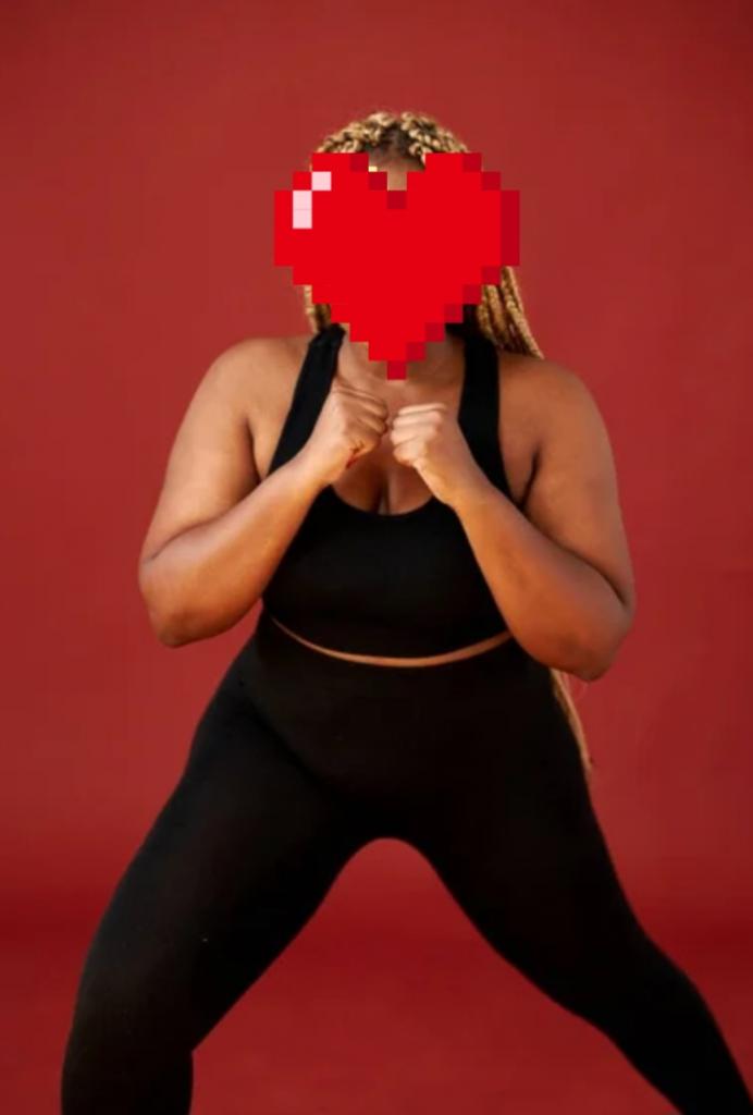 631609115: Chica busca chico en Gerona