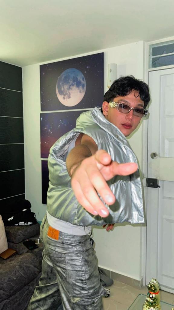 652223054: Chico busca chica en Madrid