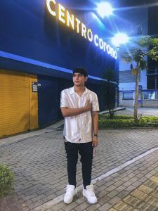 652223054: Chico busca chica en Madrid