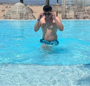 692187833: Chico busca chica en Alicante