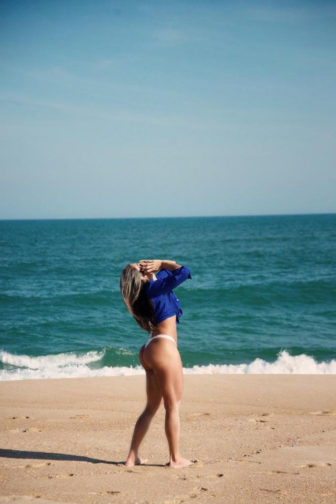 Chica busca chico en Alicante: Chica busca chico