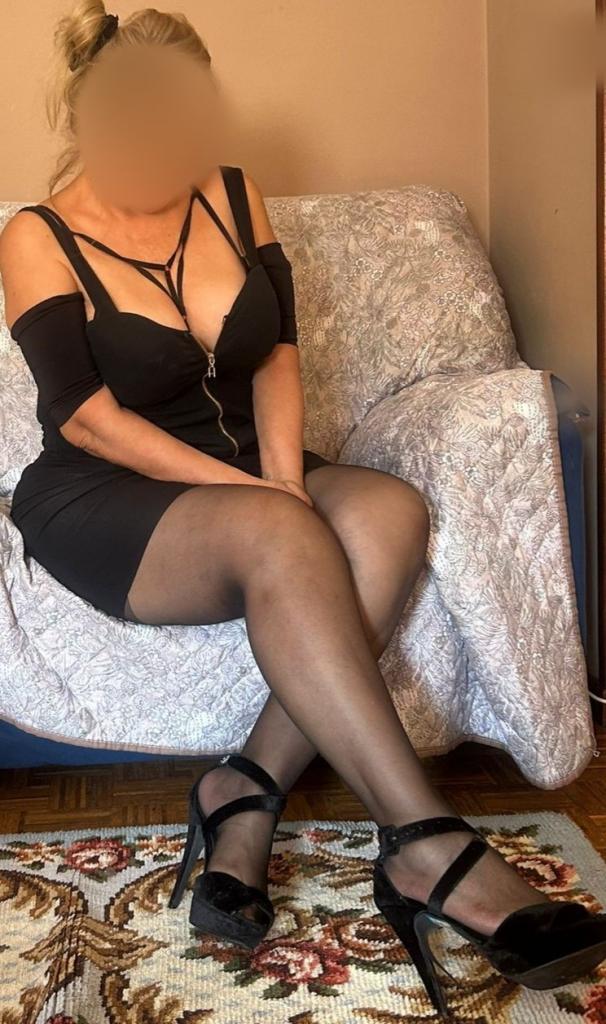 Chica busca chico en La Coruña: 