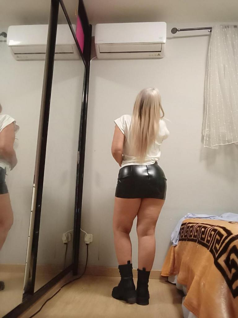 604361449: Chica busca chico en Madrid