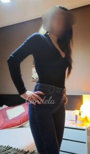 613125790: Chica busca chico en La Coruña