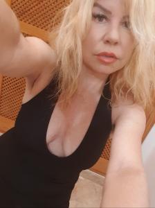 632715891: Chica busca chico en Ibiza