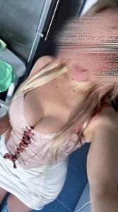 627073100: Chica busca chico en Barcelona