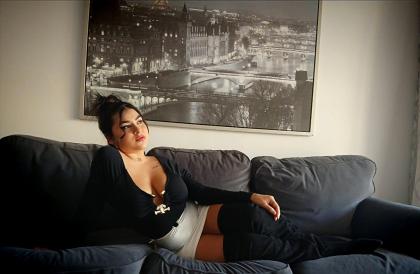 613578403: Chica busca chico en Asturias