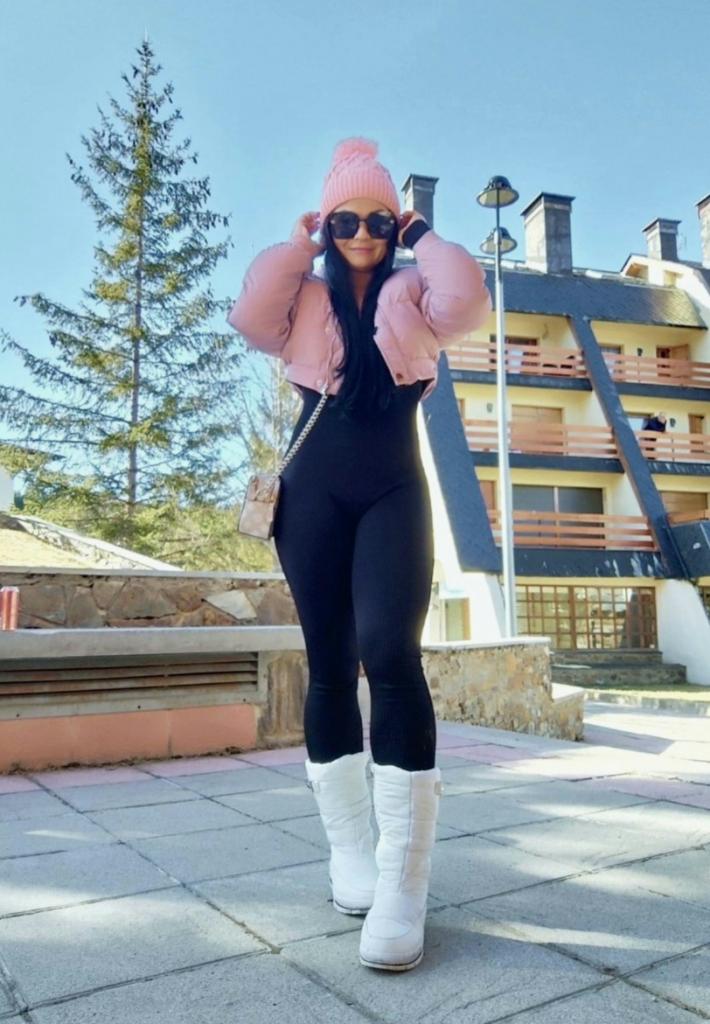 615598017: Chica busca chico en Navarra