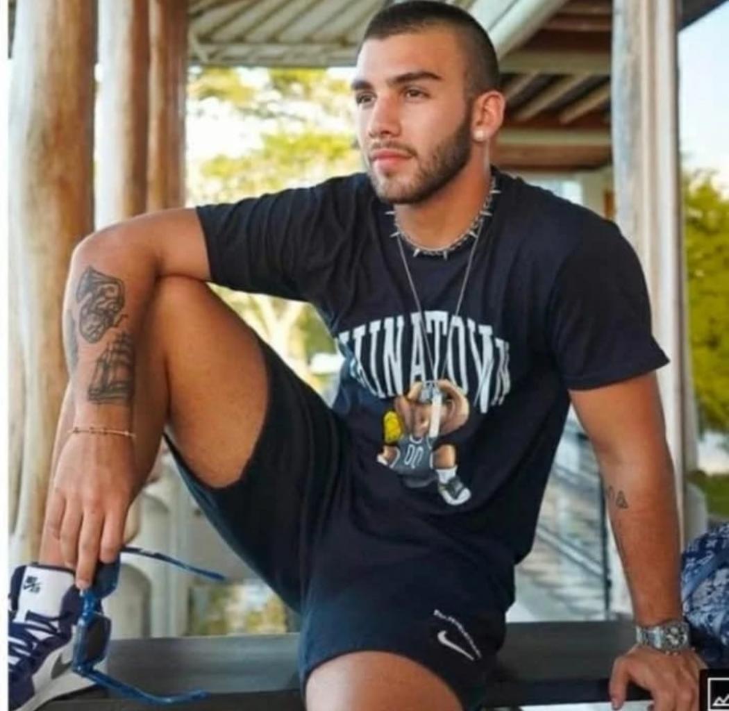 Chico busca chica en La Coruña: 