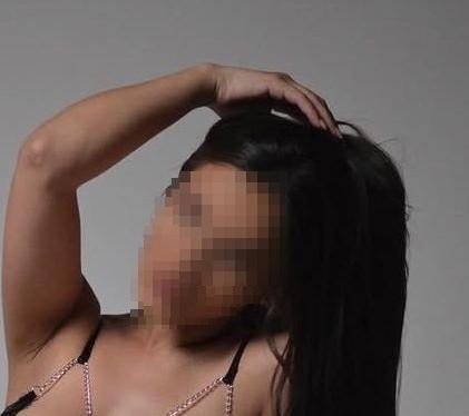 613489462: Chica busca chico en Madrid