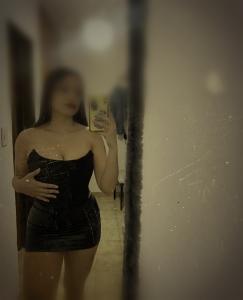 663822834: Chica busca chico en Madrid