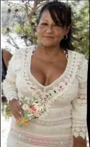 664371235: Chica busca chico en Valencia