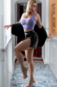 670888589: Chica busca chico en Madrid