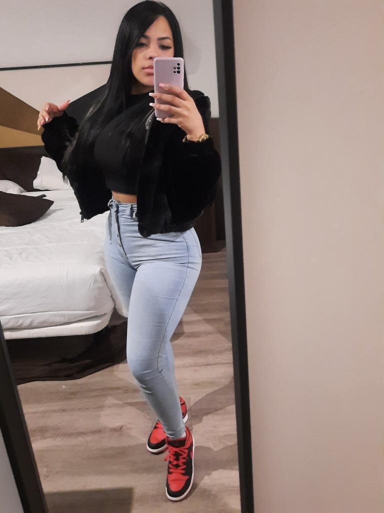 624801211: Chica busca chico en Almería