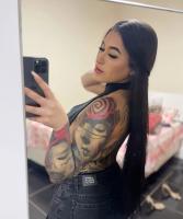 662561699: Chica busca chico en Sevilla