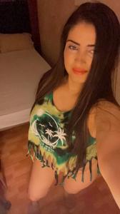 613345046: Chica busca chico en Ibiza