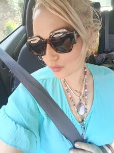 613958151: Chica busca chico en La Coruña