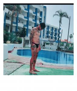 Chico busca chica en Barcelona: 