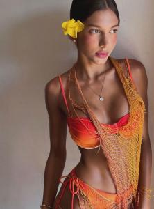 Chica busca chico en Ibiza: 