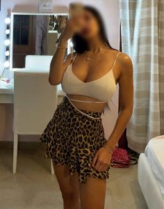 612539267: Chica busca chico en Ibiza