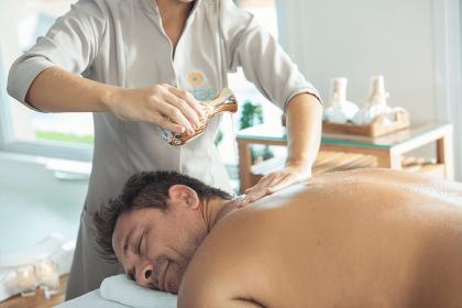 642870840: Chica busca chico en Málaga