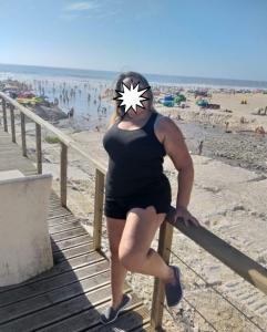 652096361: Chica busca chico en Lugo
