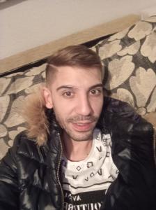 663566379: Chico busca chica en Alicante