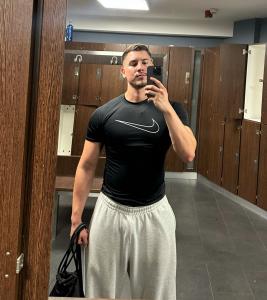 677162474: Chico busca chica en Mallorca