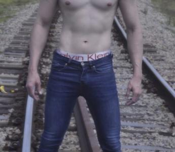 Chico busca chica en Valencia: 