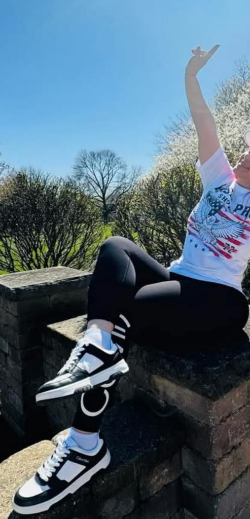 Chica busca chico en Almería: 