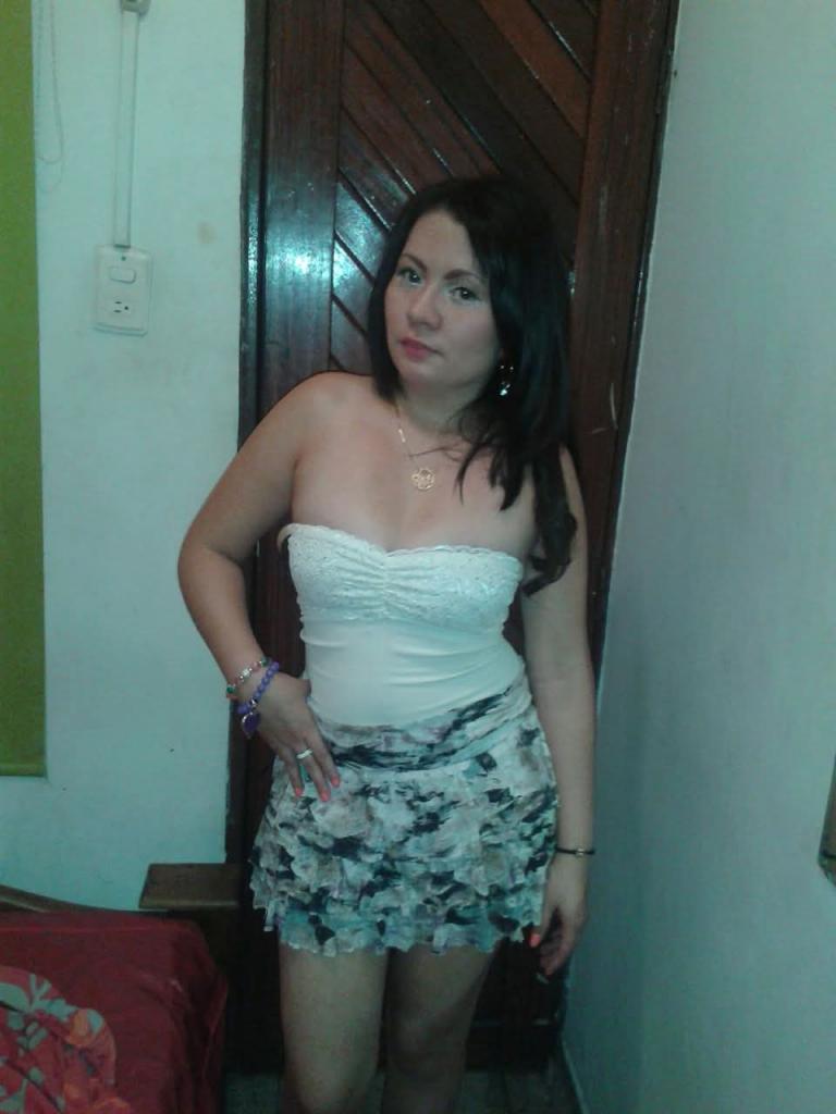 643898364: Chica busca chico en Las Palmas