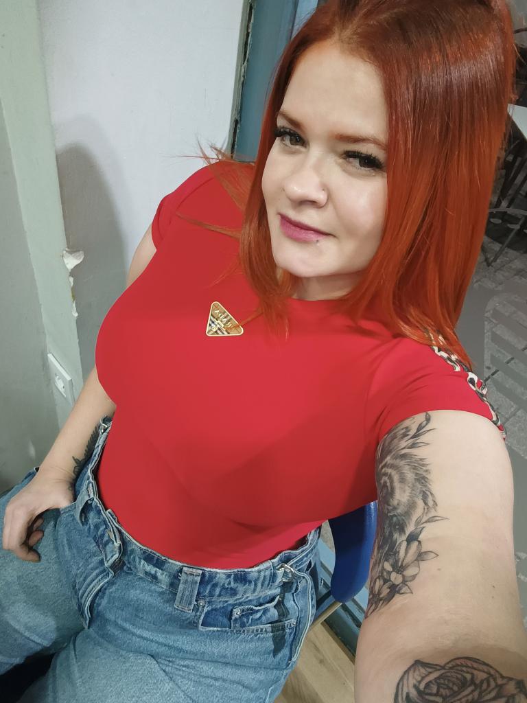 677308085: Chica busca chico en León