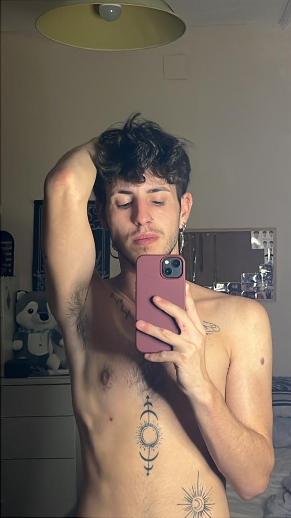 652192363: Chico busca chica en Sevilla