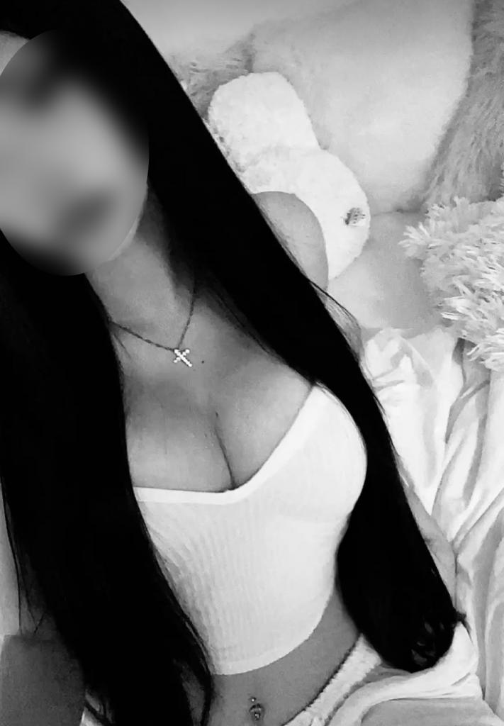 674209317: Chica busca chico en Málaga