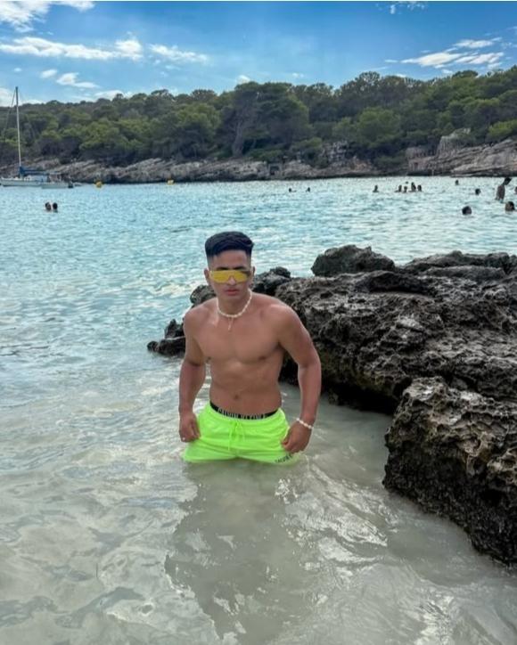 Chico busca chica en Murcia: 