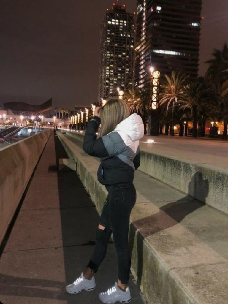 Chica busca chico en Murcia: 