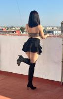 663927327: Chica busca chico en Sevilla