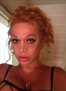 631061267: Chica busca chico en Tarragona