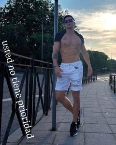 671796409: Chico busca chica en Navarra