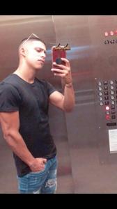 Chico busca chica en Almería: 