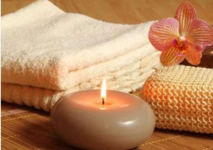 631369065: Chica busca chico en Barcelona